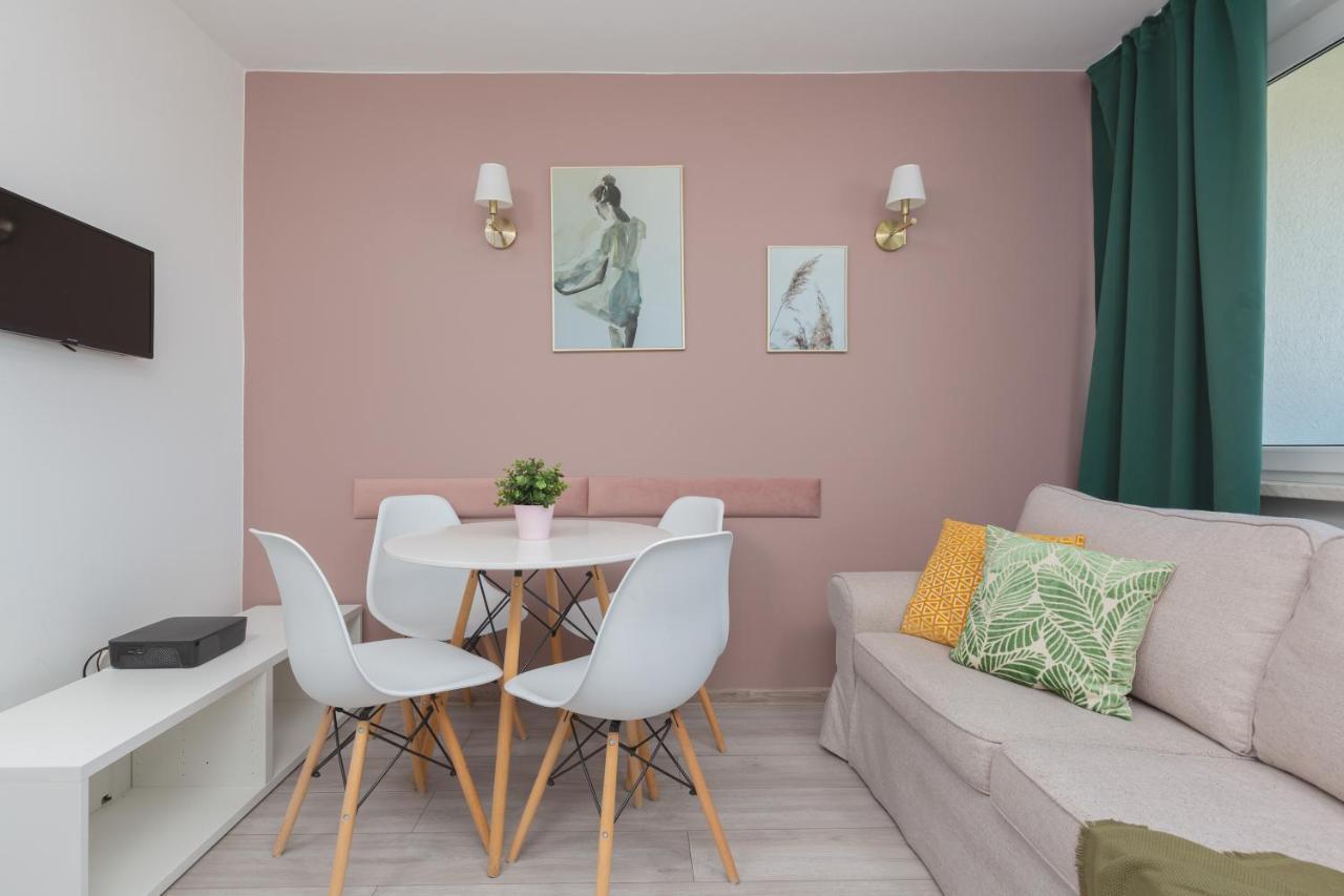 Apartaments Solec 79 By Noclegi Renters Varsóvia Exterior foto