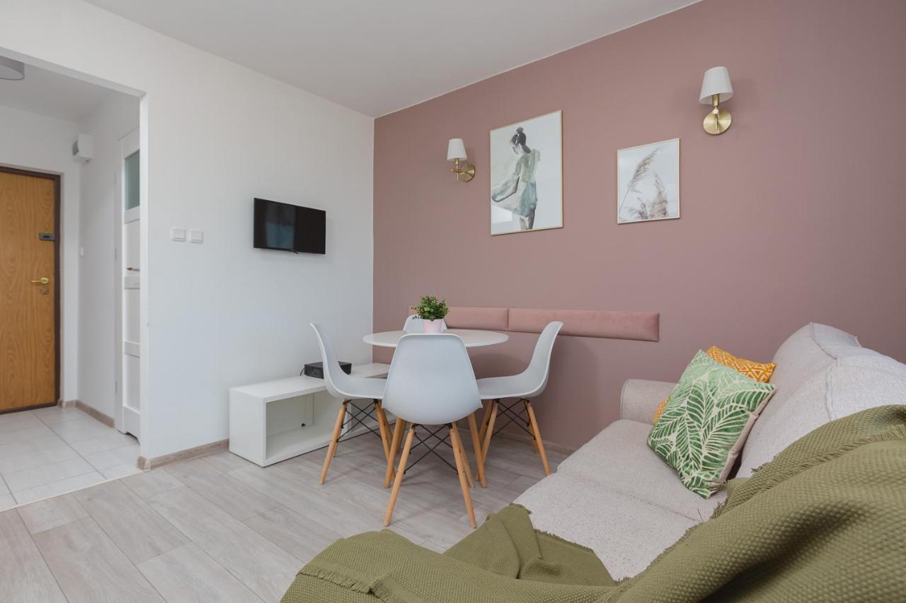 Apartaments Solec 79 By Noclegi Renters Varsóvia Exterior foto